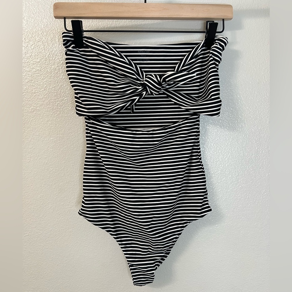 Mikoh L56358 Womens Black White Striped Lana One Piece Swimsuit Size Medium - Picture 2 of 7